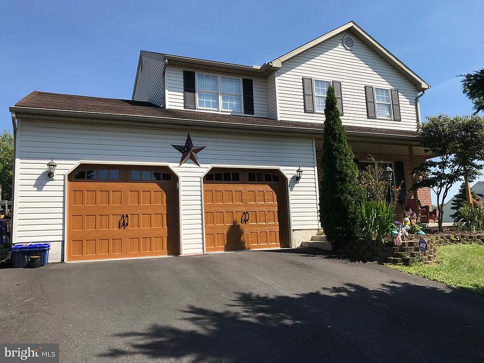 2nd image of 304 W Welsh Dr