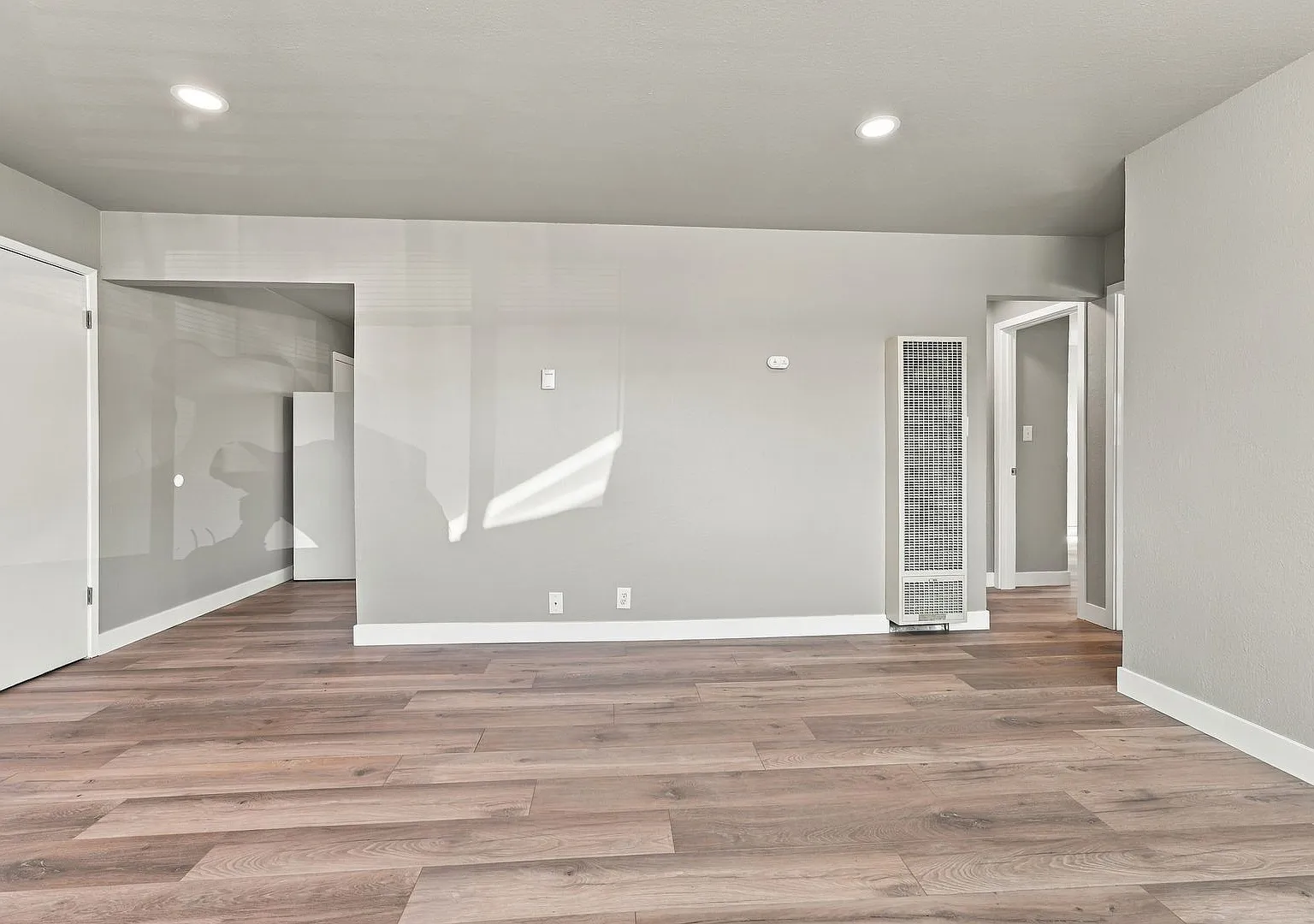 Newly Remodeled Downstairs 2 Bed, 1 Bath in Hayward | Modern Finishes & Offstreet Parking — Photo 3