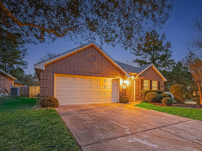 2 Garden Lodge Pl — Photo 43