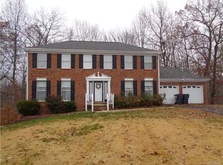 9642 Benbow Rd, North Chesterfield, VA 23235