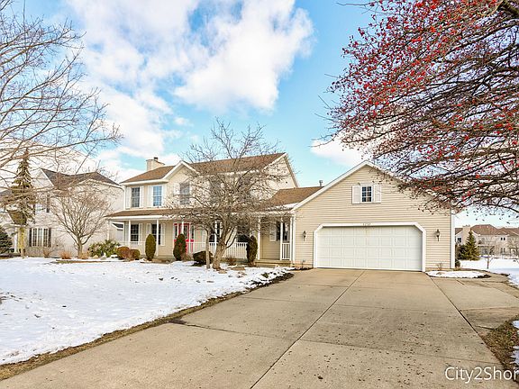 3rd image of 6252 Walton Heath Dr