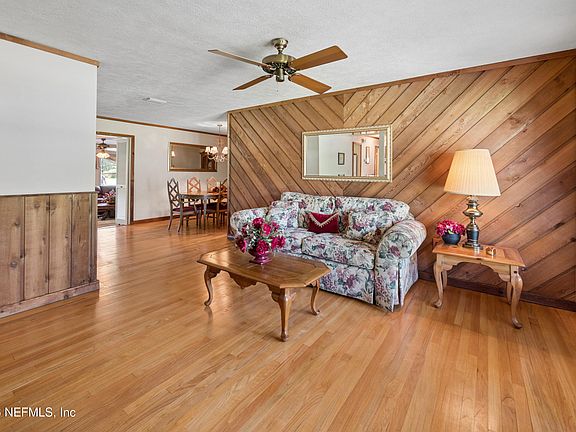 5th image of 1191 JOHNS Drive