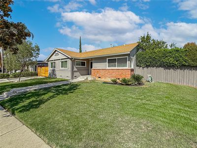 19501 Calvert St, Reseda, CA, 91335