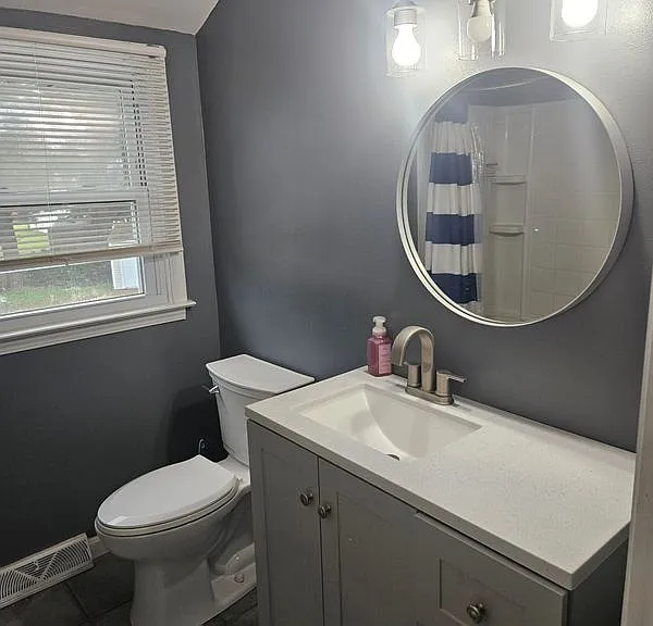 206 Stevenson Ave — Photo 13