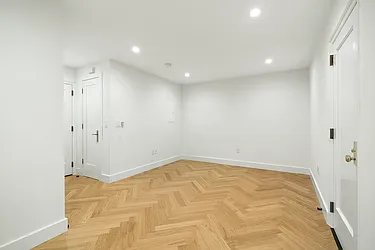 Rented by Akelius Real Estate Management