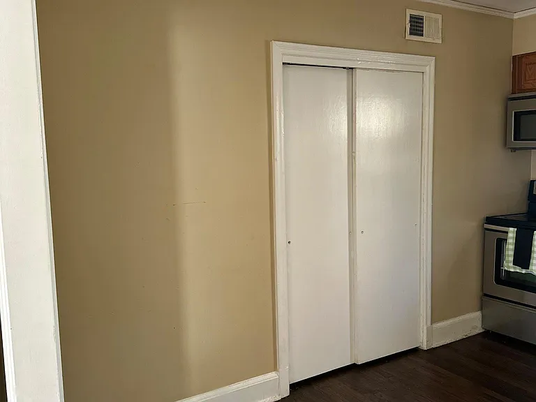 222 Patterson St — Photo 8