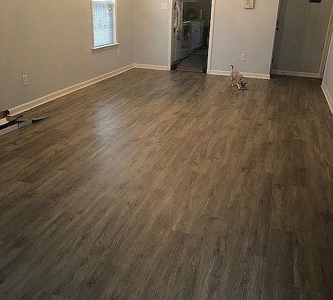 3rd image of 1723 Elizabeth St