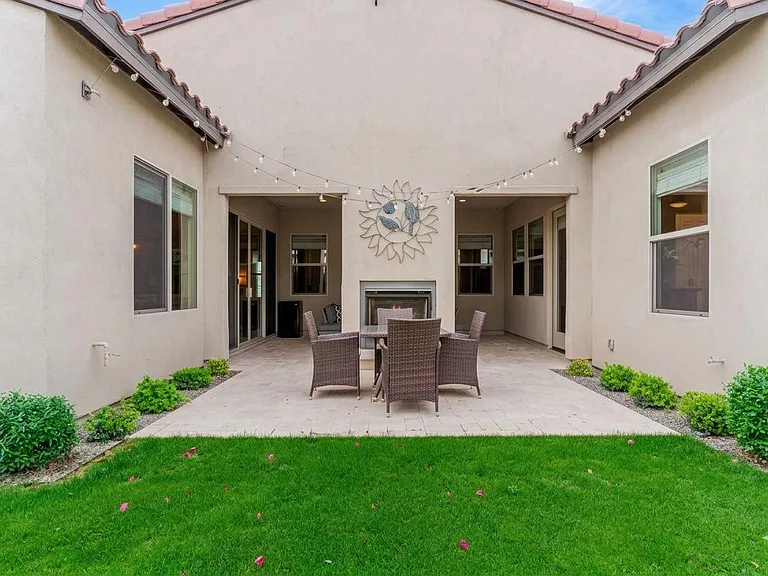 17244 W Vacaville St — Photo 8
