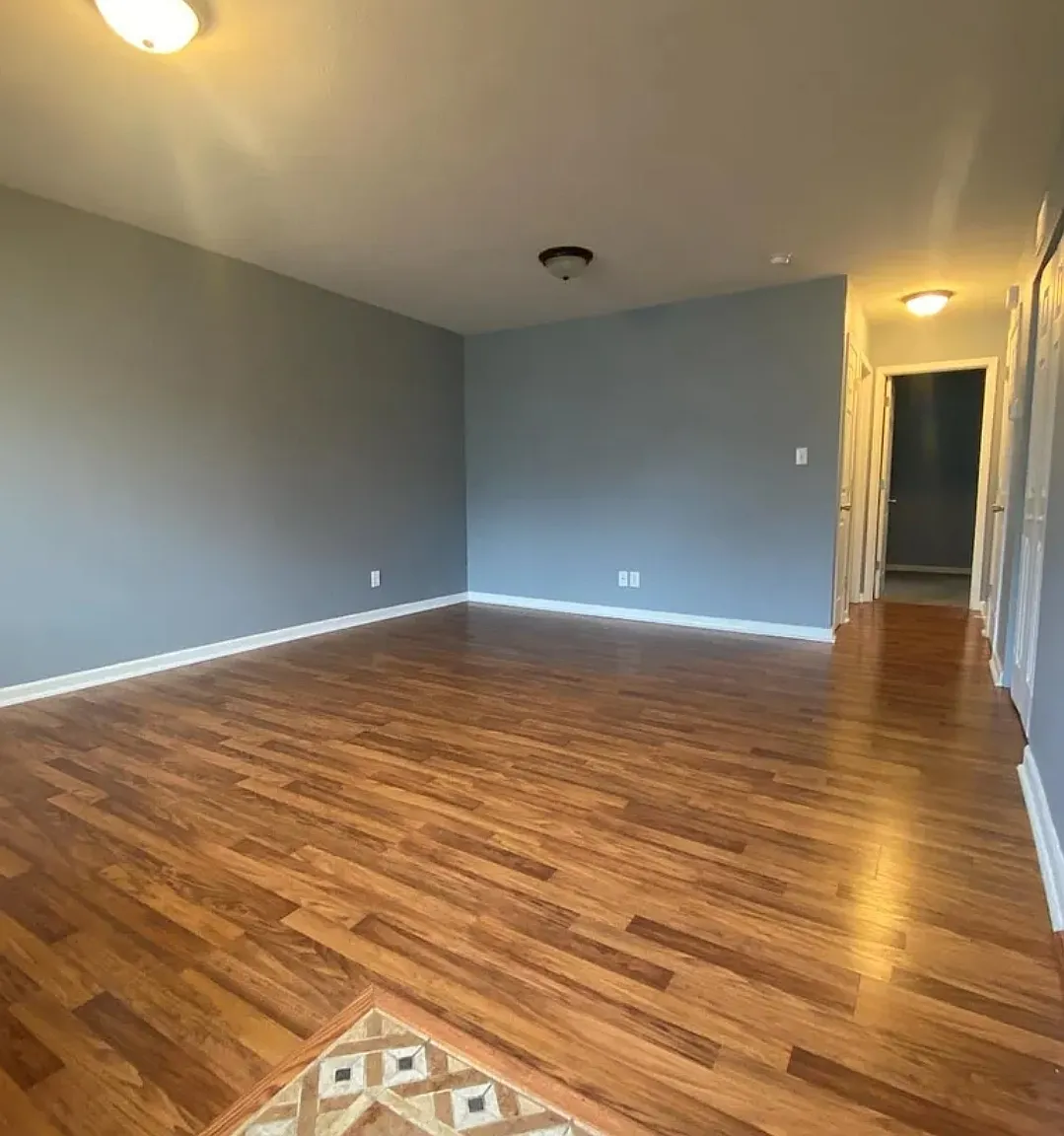 2 bed, 800 sqft, $1,300 — Photo 3