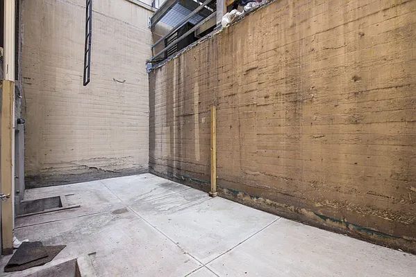 Rented by Compass | media 31