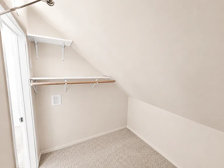 146 NW Jefferson Pl — Photo 31
