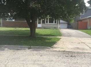 6825 Stanford Dr, Bridgeview, IL 60455