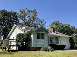 1107 Benton St, Warsaw, MO 65355