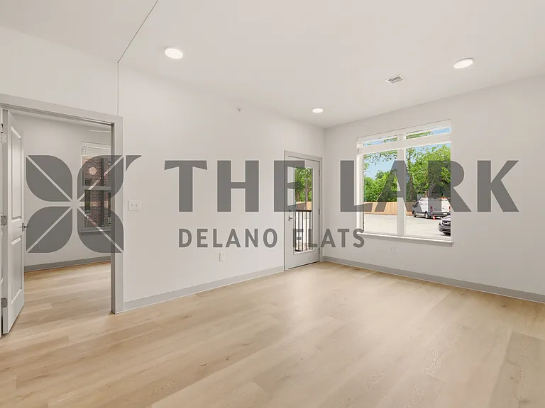 721 W Maple St #1000 — Photo 17