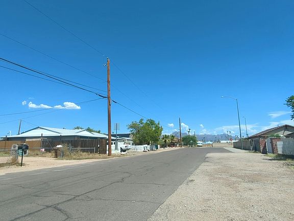 5th image of 302 N 110th St
