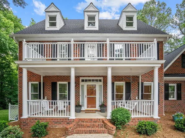 100 Shepton Dr, Cary, NC 27519