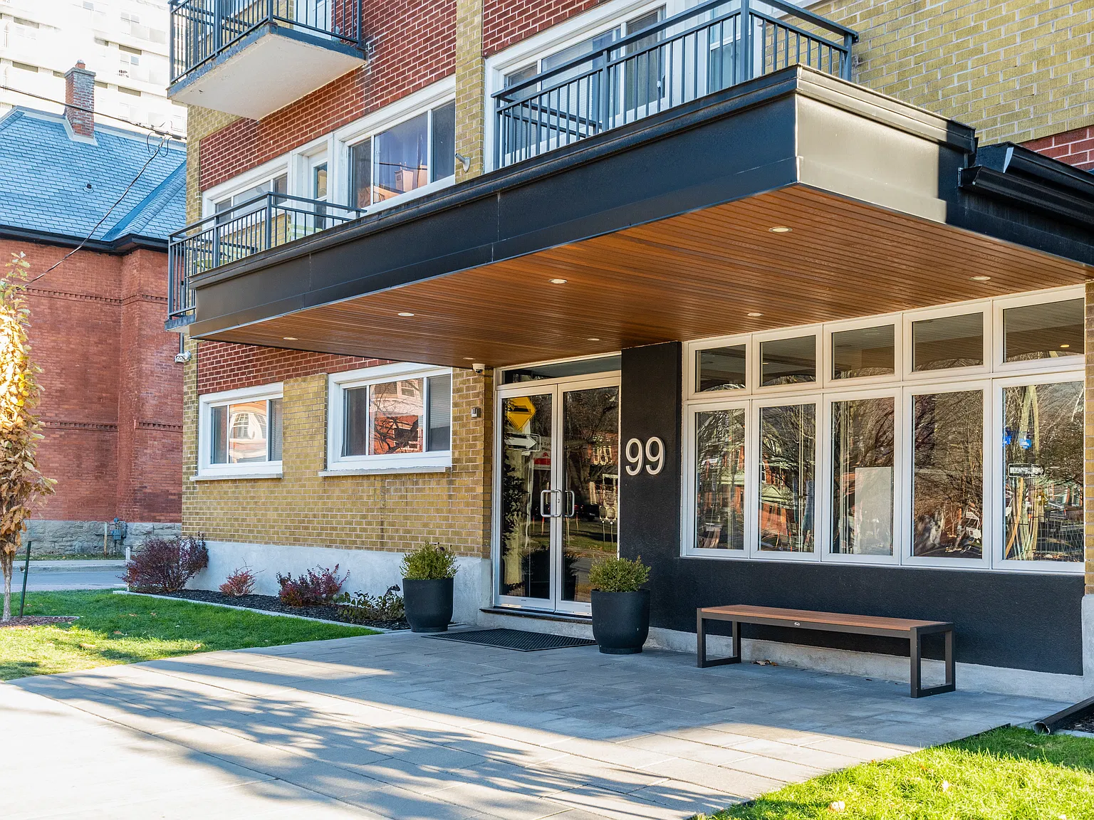 Cartier Apartments | 99 Cartier Street, Ottawa — Photo 2