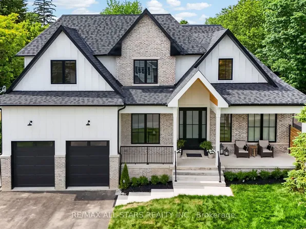351 South St, Whitchurch Stouffville, ON L4A 7W3