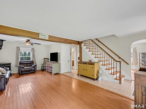 5th image of 286 North Street