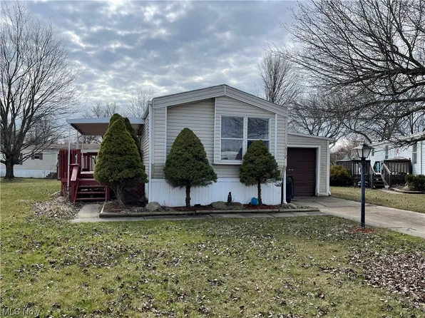 1512 Lady Anne, Streetsboro, OH 44241