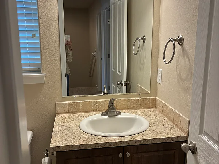 824 NE 109th Ct — Photo 22