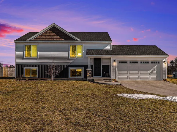 17792 Ritchie Ave, Sand Lake, MI 49343