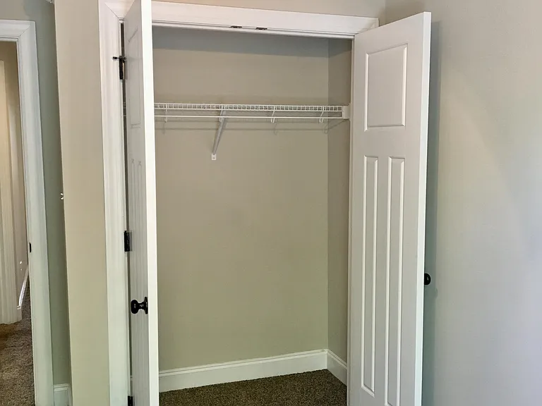215 Capstone Dr — Photo 18