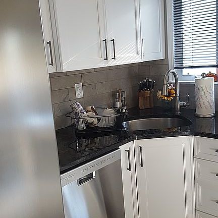 2nd image of 104 Superior St