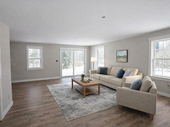 4th image of 473b Middle Road