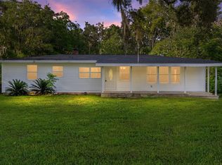 1122 NE 10th St, Ocala, FL 34470