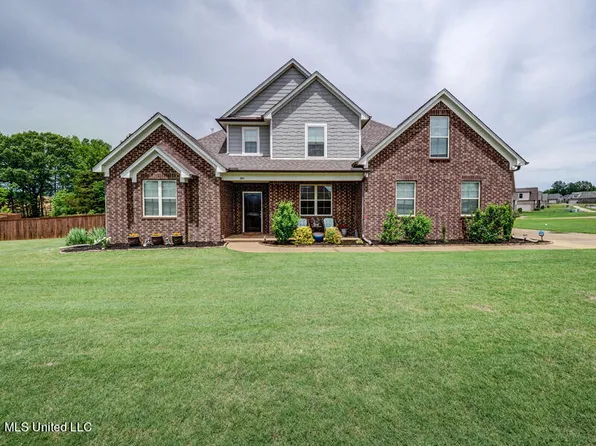 684 McNeese Dr, Nesbit, MS 38651