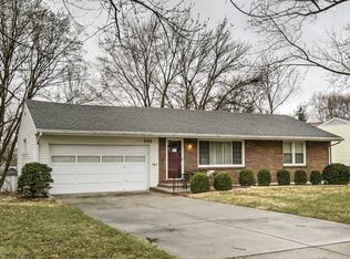 301 NE 65th St, Gladstone, MO 64118