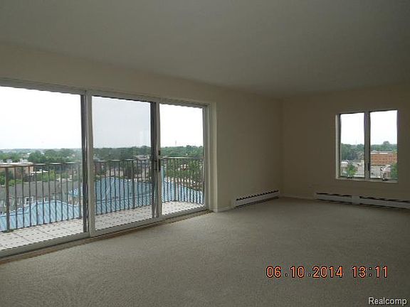 3rd image of 3301 Biddle Ave APT 8C
