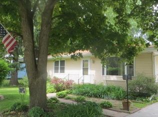3404 2nd St, East Moline, IL 61244