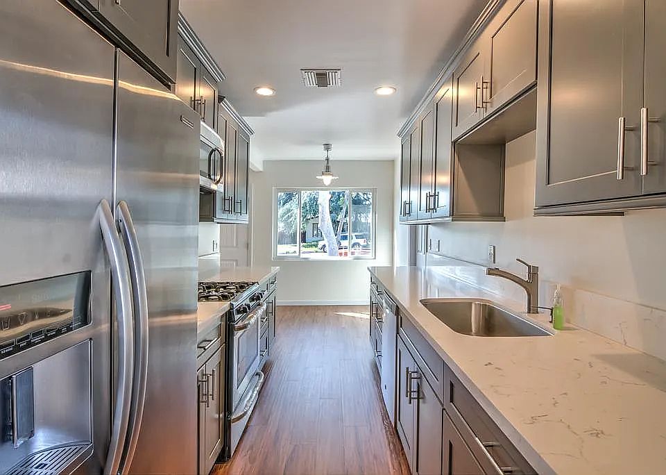 1st image of 1268 Bresee Ave