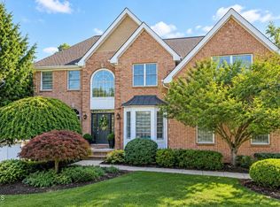 4 Lightfoot Drive, Manalapan, NJ 07726