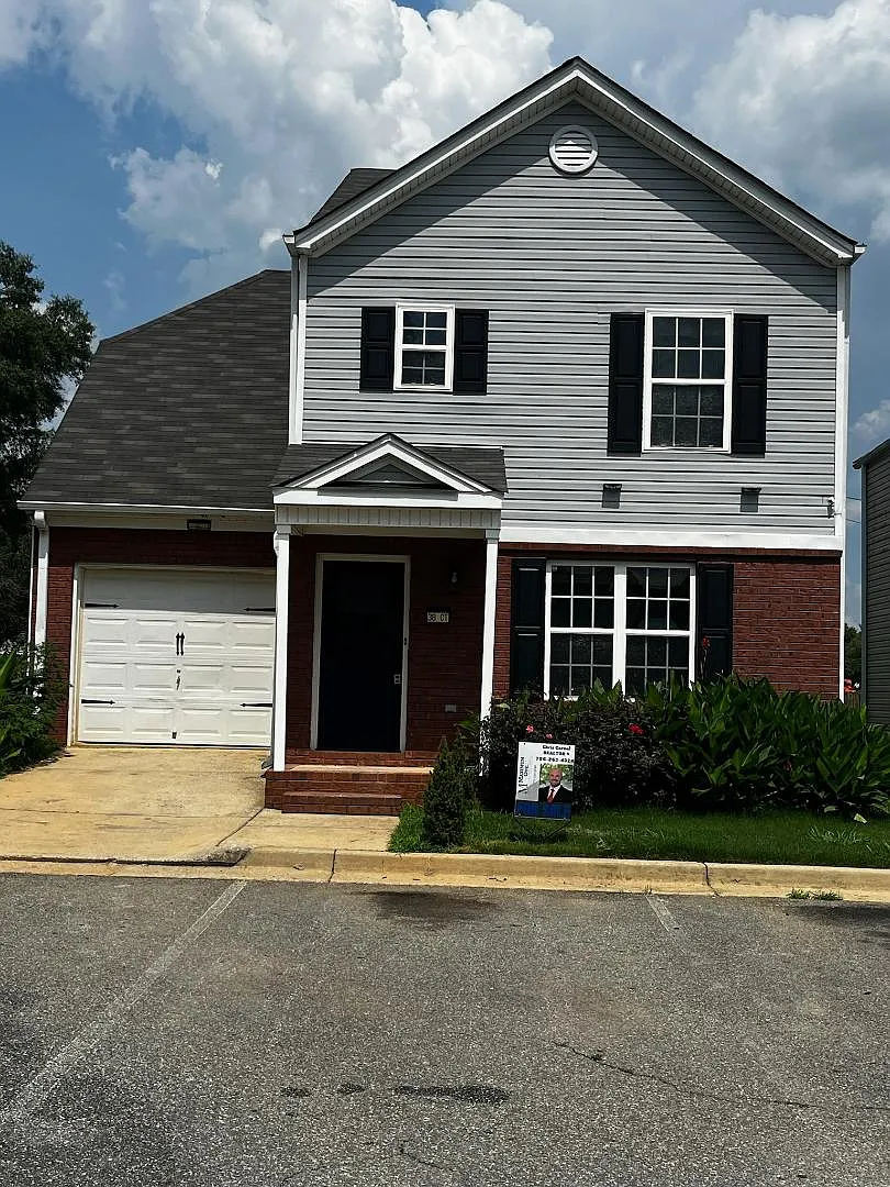 38 Middleton Ct — Photo 1