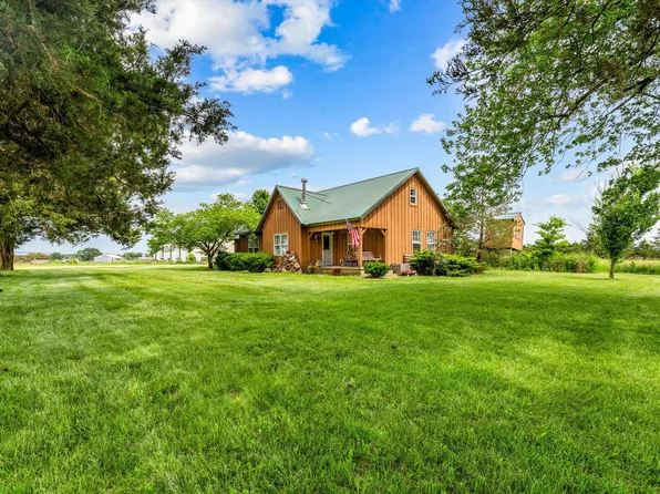 2185 Burnett Road, Seymour, MO 65746