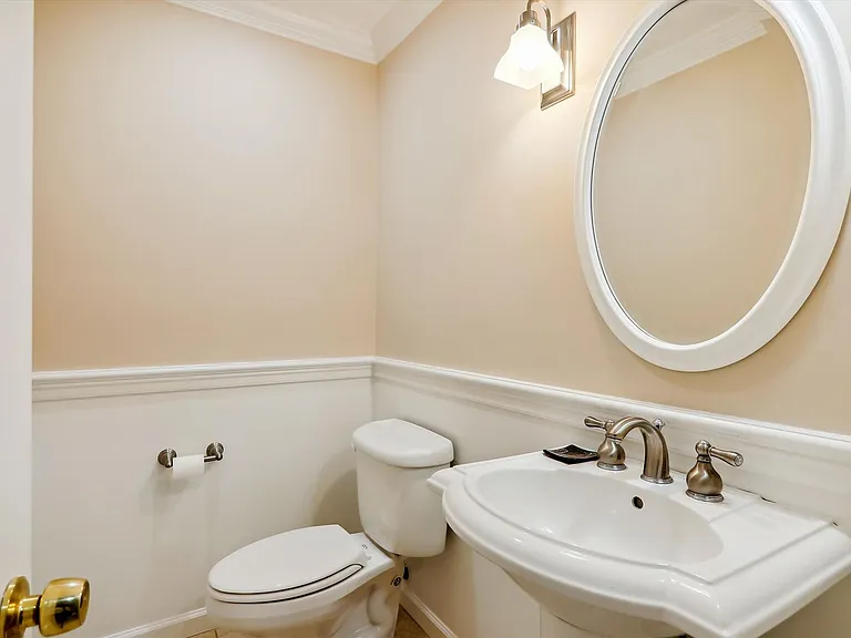 9309 Langford Ct — Photo 27