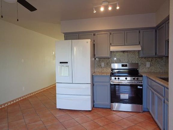 4th image of 2766 W 2nd Pl