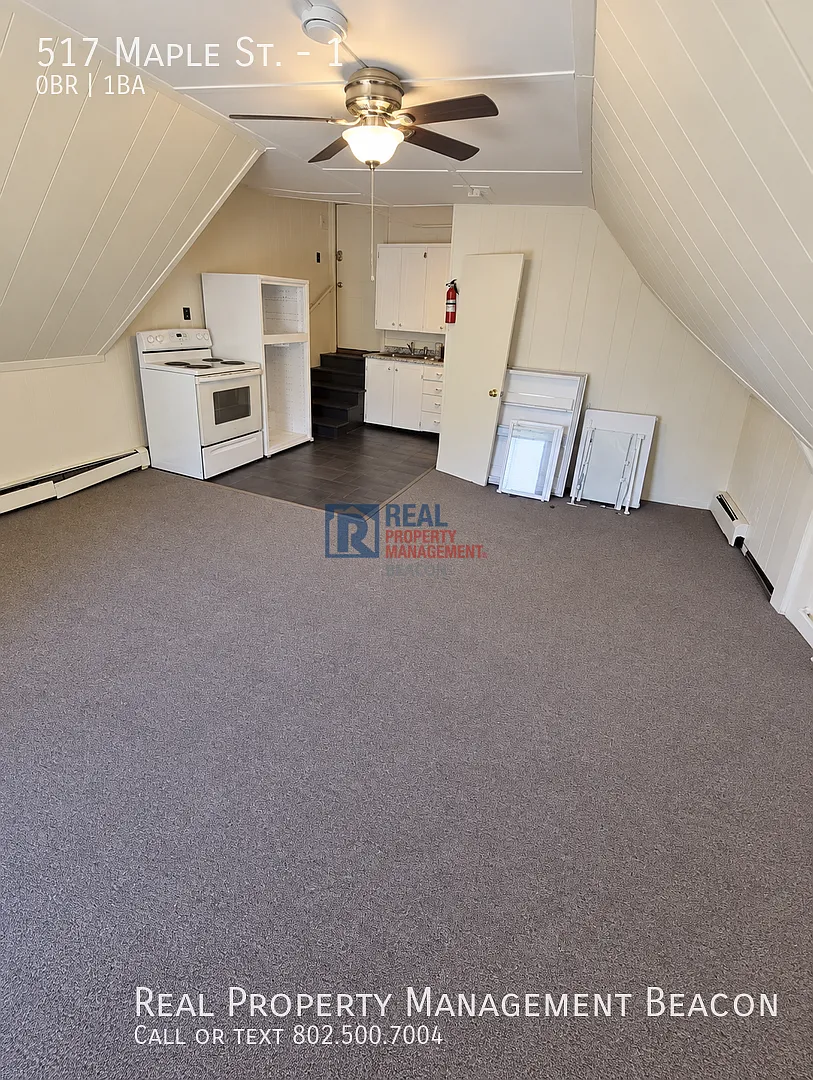 White River Junction, VT Studio 1 Bath $1325 includes heat and hot water — Photo 2