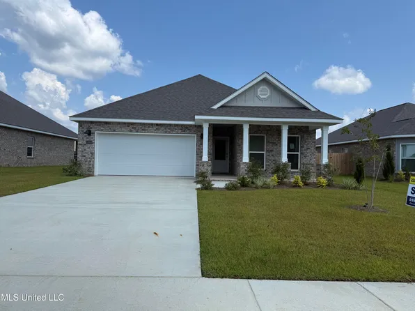 15958 Blue Ridge Dr, Gulfport, MS 39503