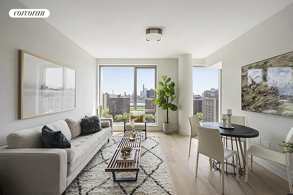 Living room, photo 2