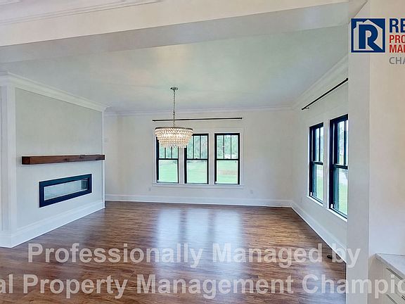 4th image of 213 Saps Rd