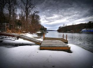 77 Cedar Dr, Danbury, CT 06811