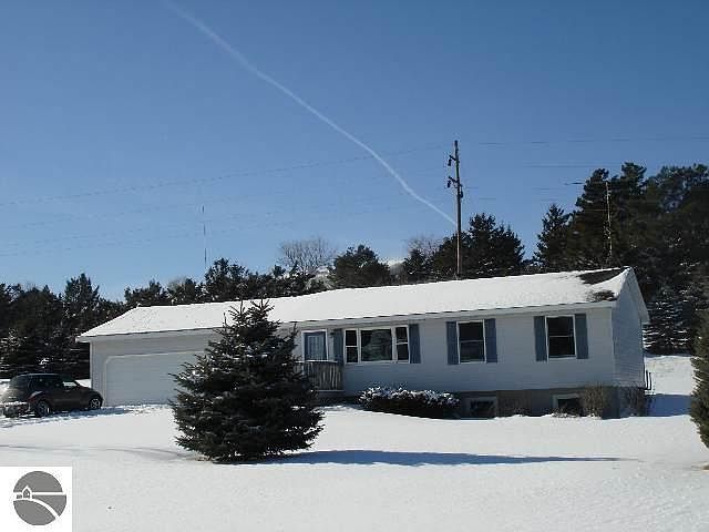 1st image of 12210 S Lincoln Hollow Ct