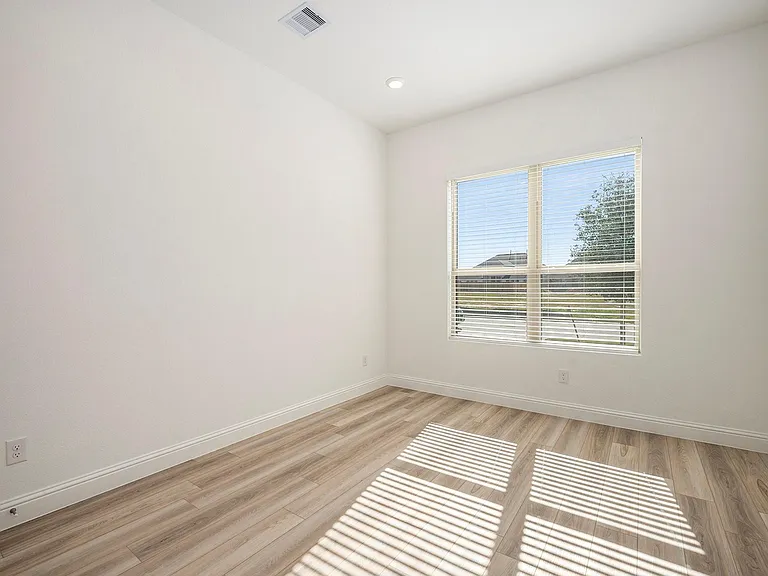 3210 Blue Grama Bnd — Photo 15
