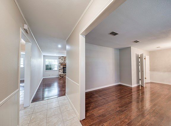 4th image of 2817 Haynes Dr