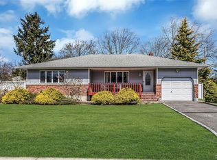 31 Baldwin Street, East Islip, NY