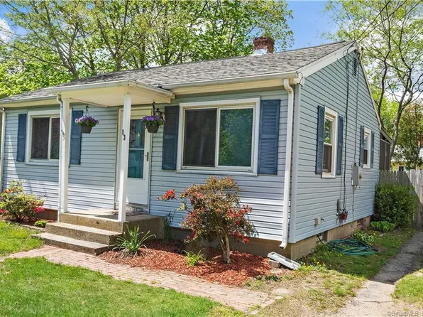 13 Spring Street, Ledyard, CT 06335